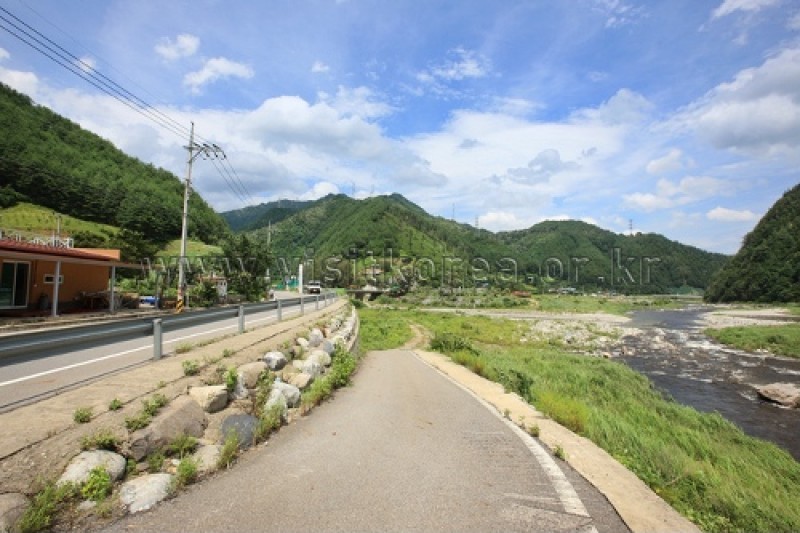 三陟德豐溪谷村
