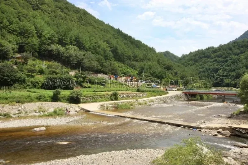 三陟德豐溪谷村