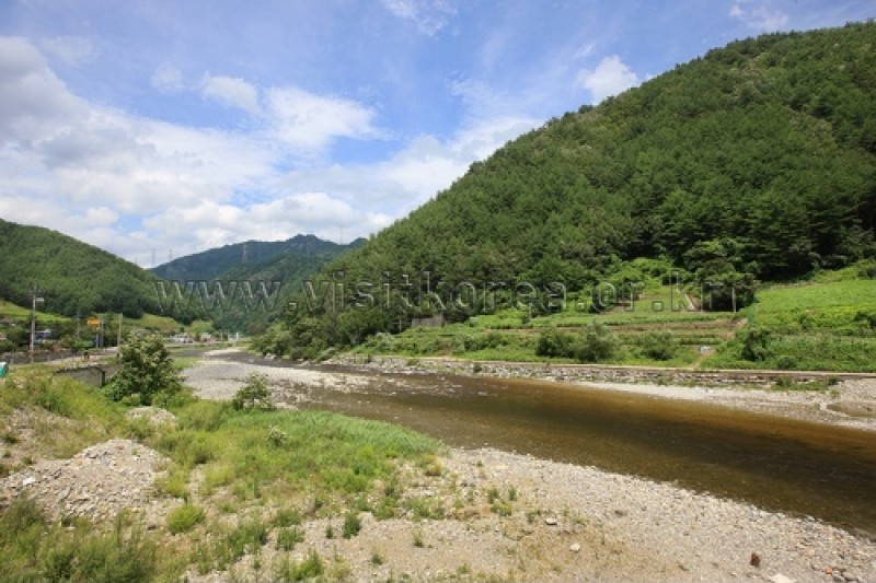 三陟德豐溪谷村