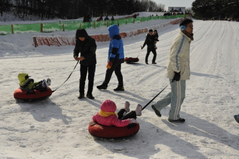 韓國民俗村雪橇場