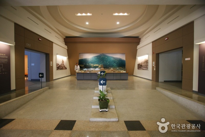 彌樂寺址遺物展示館 (3/30)