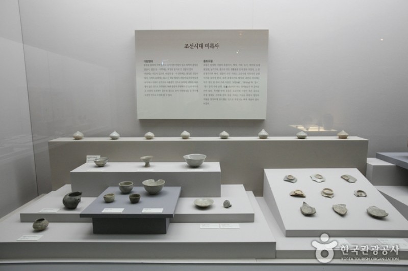 彌樂寺址遺物展示館 (17/30)