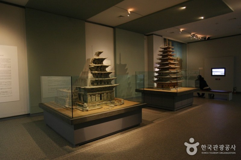彌樂寺址遺物展示館 (23/30)