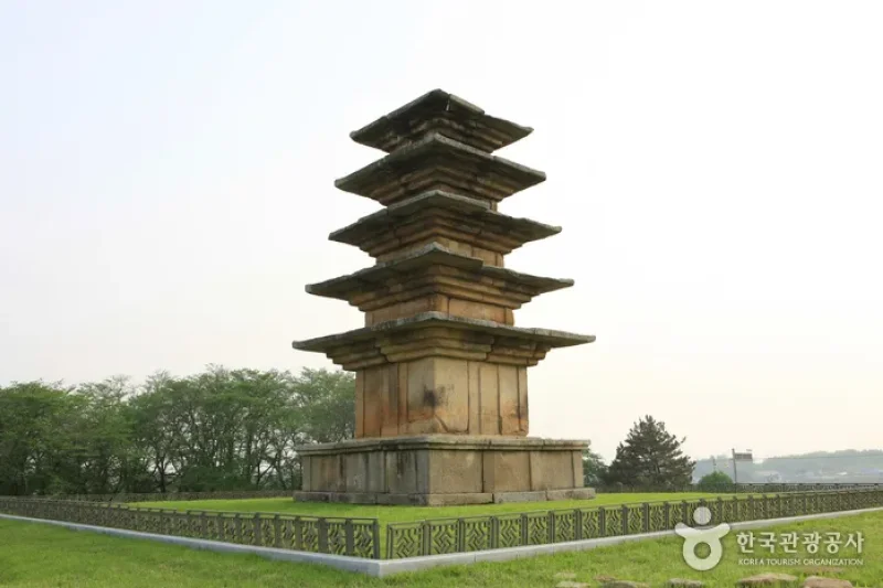 益山王宮裡五層石塔익산 왕궁리 오층석탑
