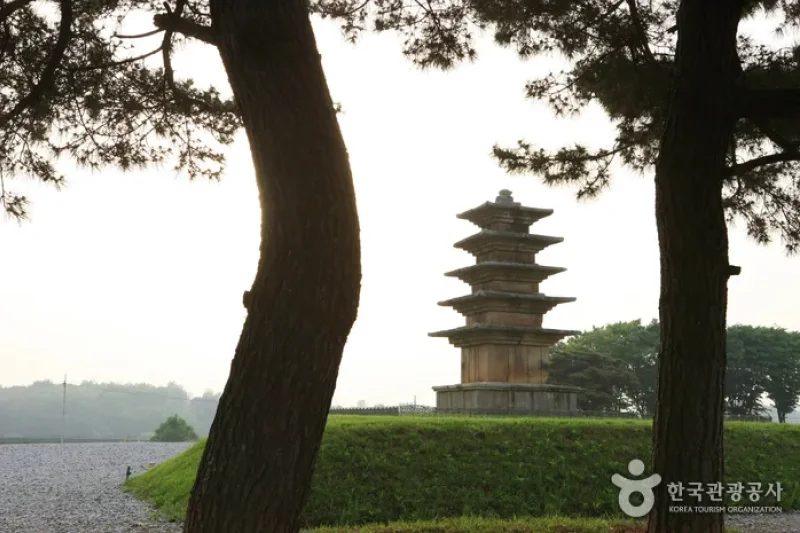 益山王宮裡五層石塔익산 왕궁리 오층석탑