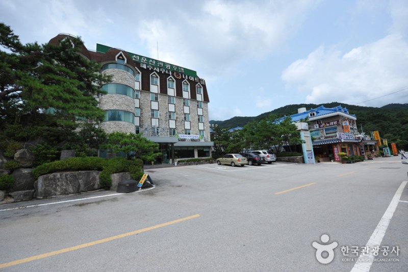 禅雲山觀光酒店