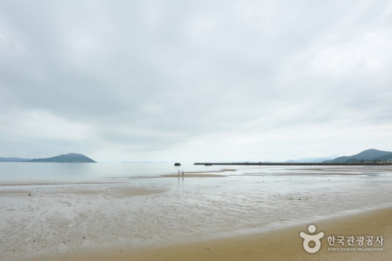 栗浦松林海岸與海水浴場