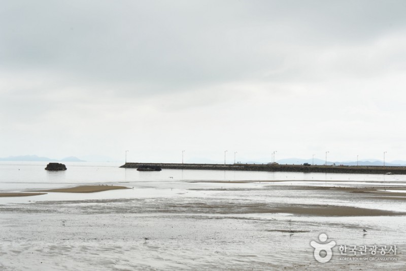 栗浦松林海岸與海水浴場