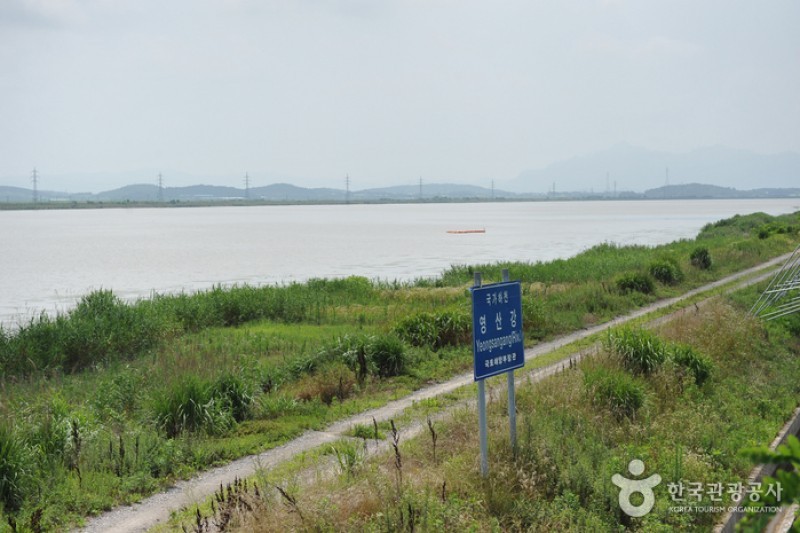 榮山江