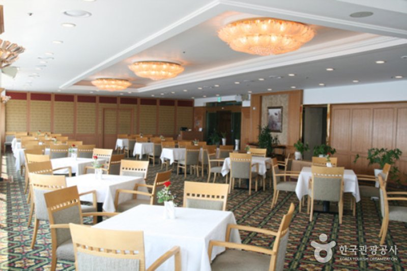 香格裡拉沙灘觀光酒店
