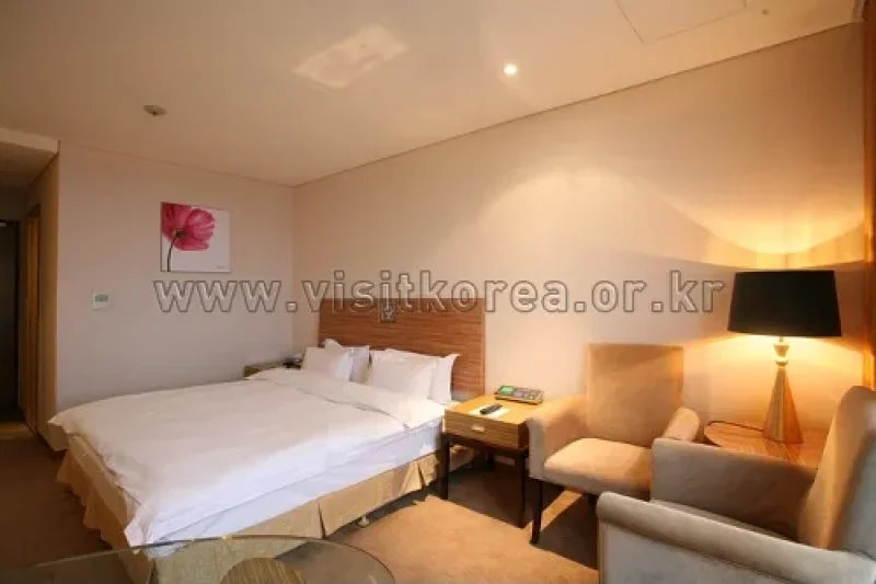 Philos Hotel (17/28)
