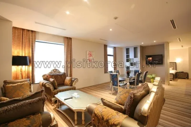 Philos Hotel (24/28)