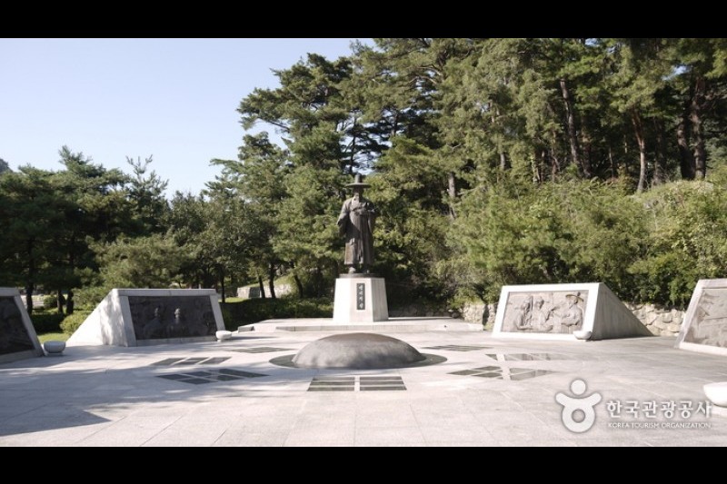 聞慶鳥嶺道立公園
