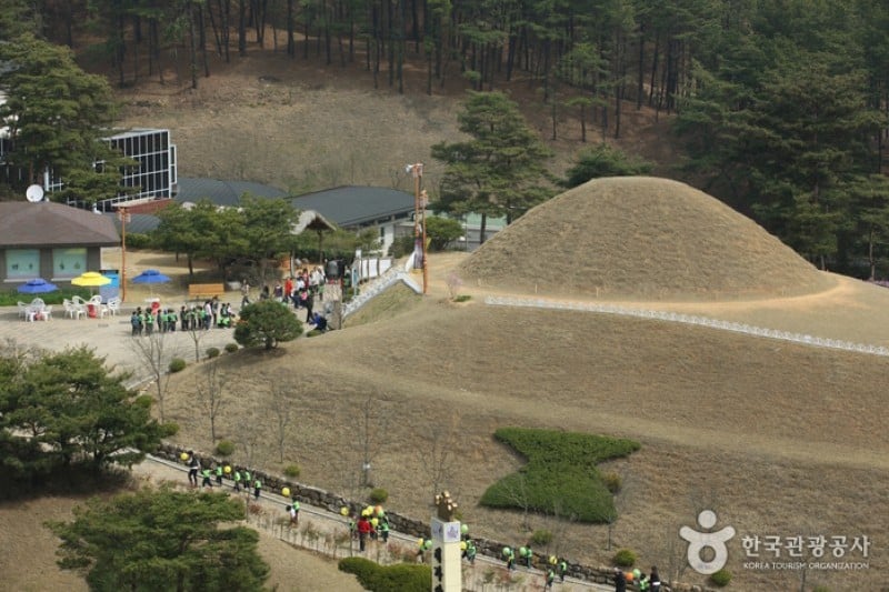高靈池山洞古墳群