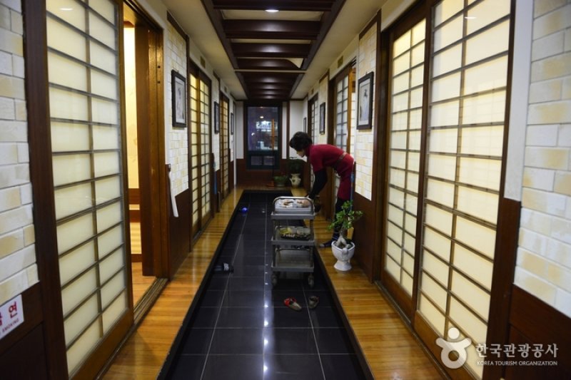 青海日本料理