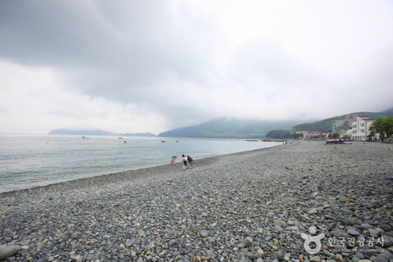 鶴洞黑珍珠鵝卵石海邊