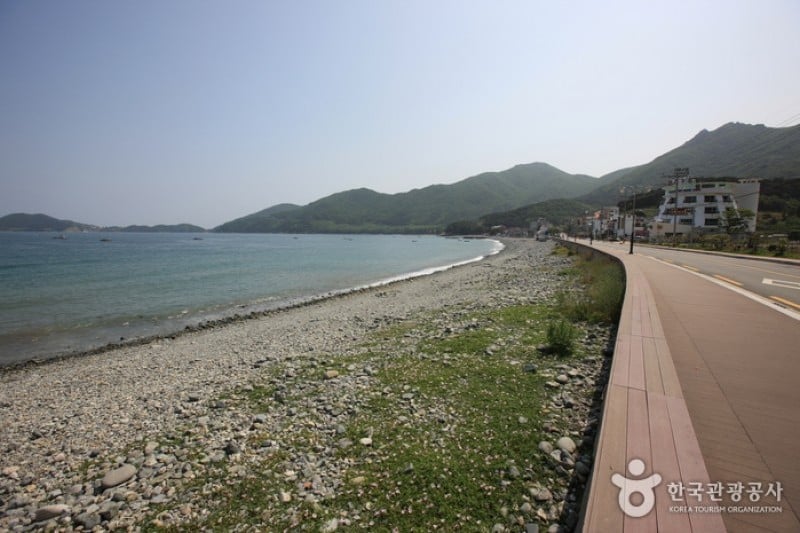 鶴洞黑珍珠鵝卵石海邊