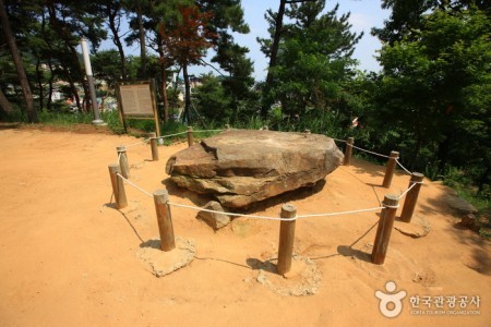 龜旨峯
