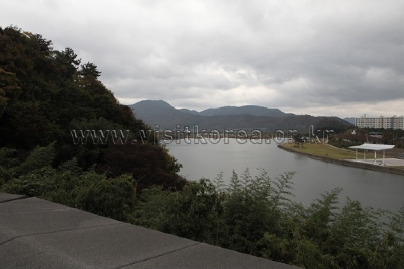 密陽嶺南樓