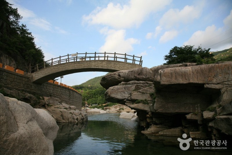 仙岩溪谷