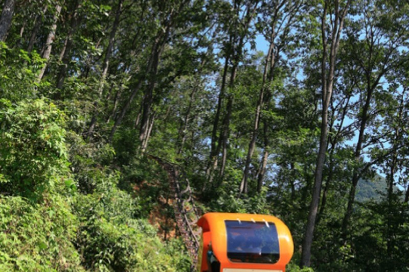 清風湖觀光單軌列車