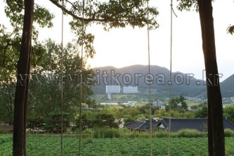 外巖民俗村