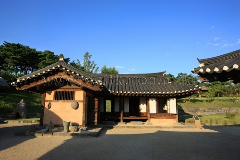 外巖民俗村