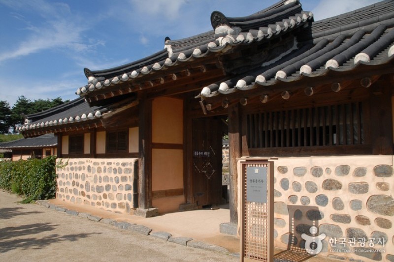 外巖民俗村