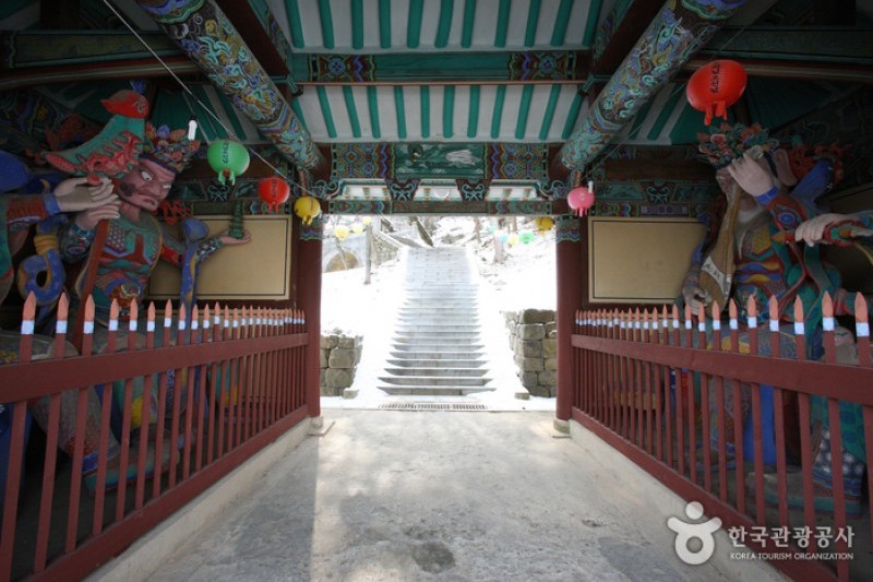 灌燭寺