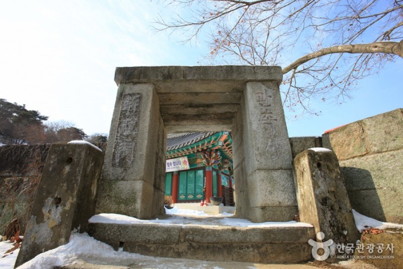 灌燭寺