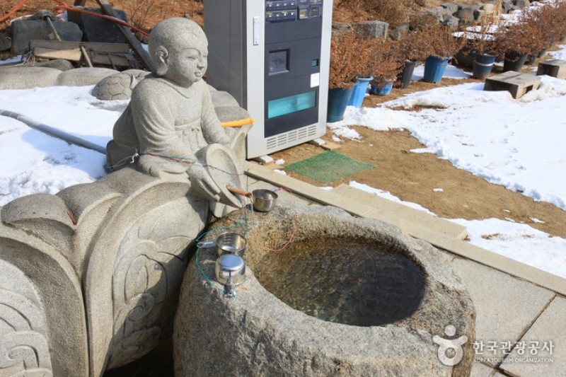 灌燭寺
