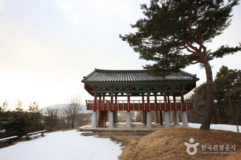階伯將軍遺址地