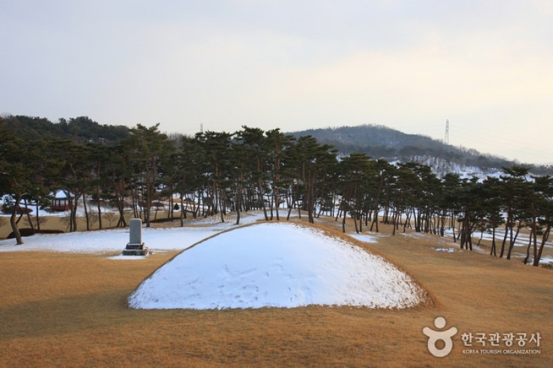 階伯將軍遺址地