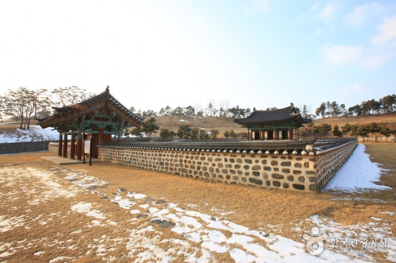 階伯將軍遺址地