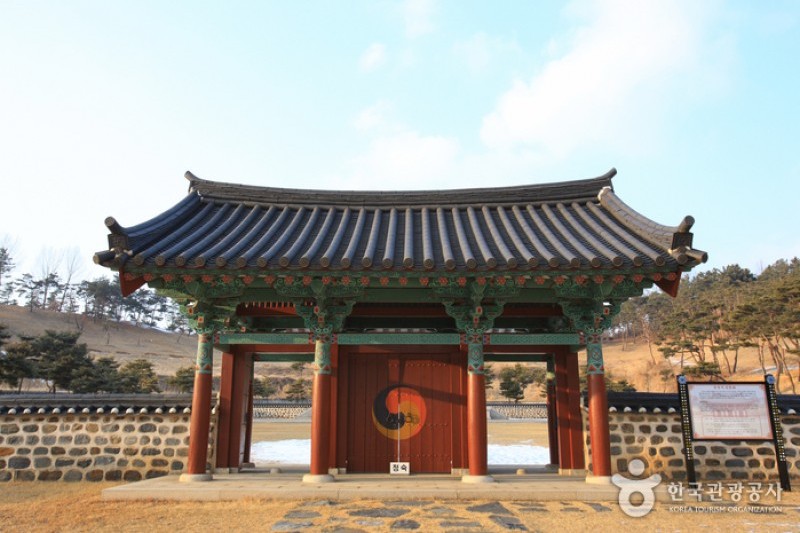 階伯將軍遺址地