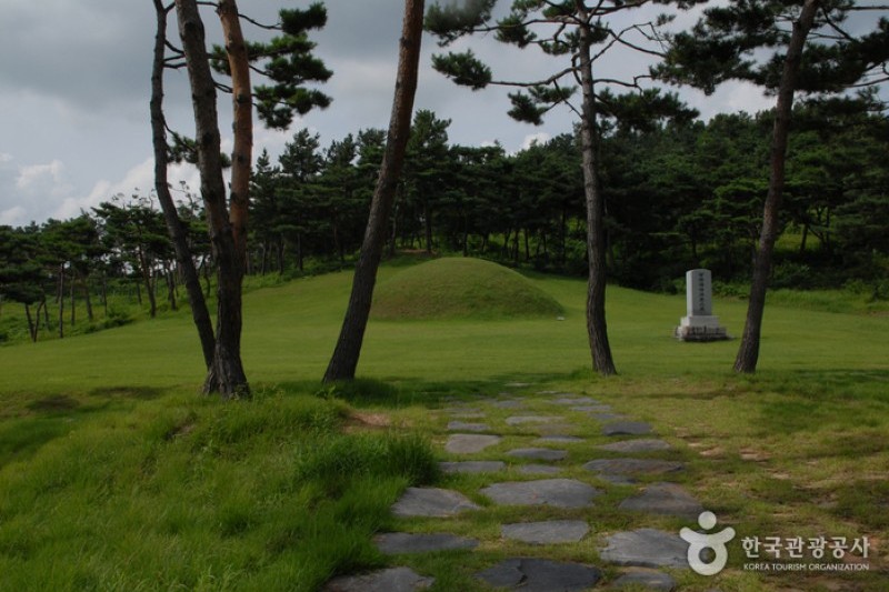 階伯將軍遺址地