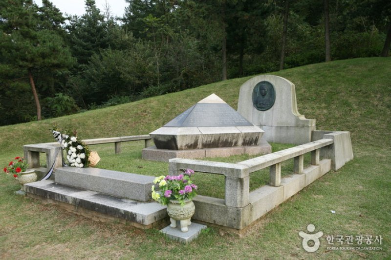 柳寬順烈士遺跡(유관순 열사 유적지)
