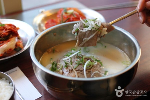 神仙雪濃湯(弘大店) ※關閉