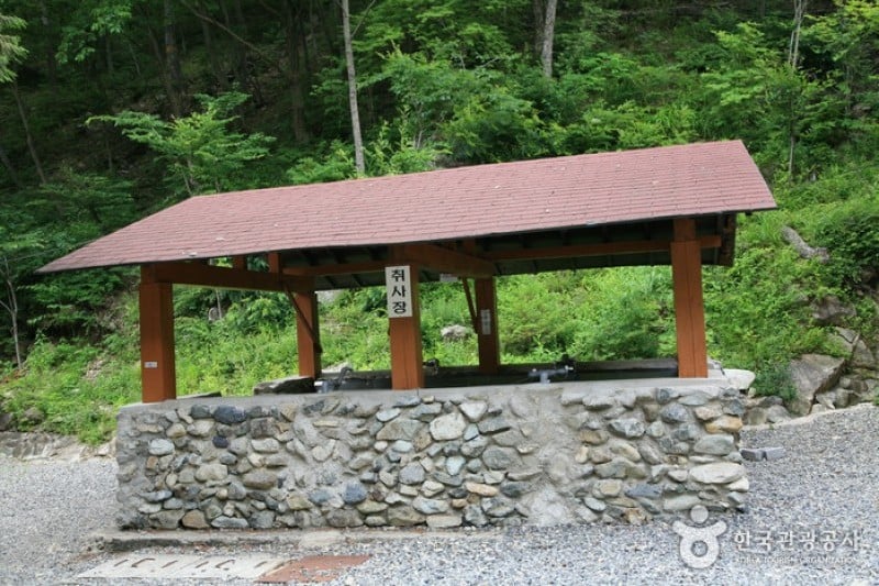 神佛山瀑布自然休養林 