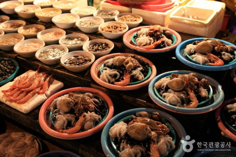 釜山札嘎其市場(부산 자갈치시장)