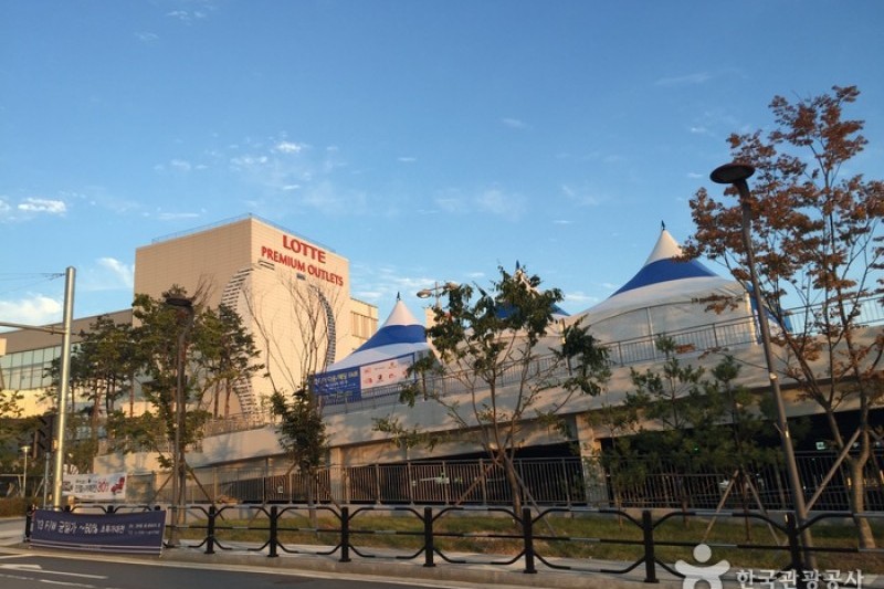 樂天名牌折扣購物中心利川店 (14/20)
