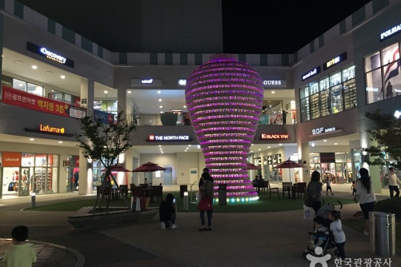 樂天名牌折扣購物中心利川店 (20/20)