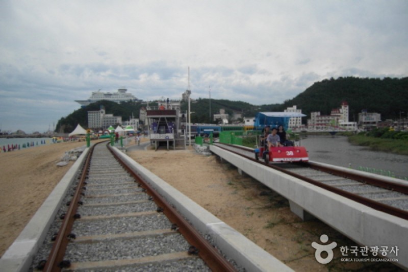 正東津鐵路自行車