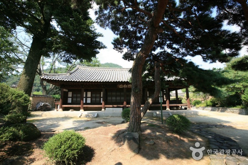 仁興村
