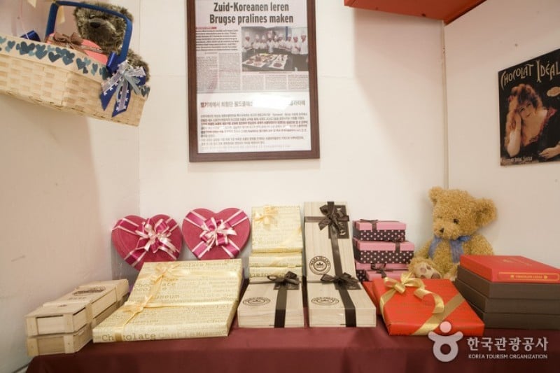 Chateau Chocolat  (9/14)