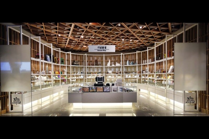 青瓦台舍廊坊紀念品店