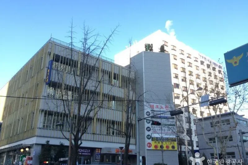 世運電子商街