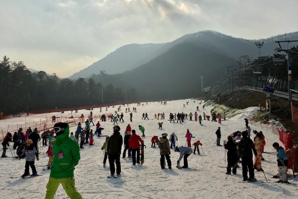 冬日推薦旅行！韓國滑雪度假村