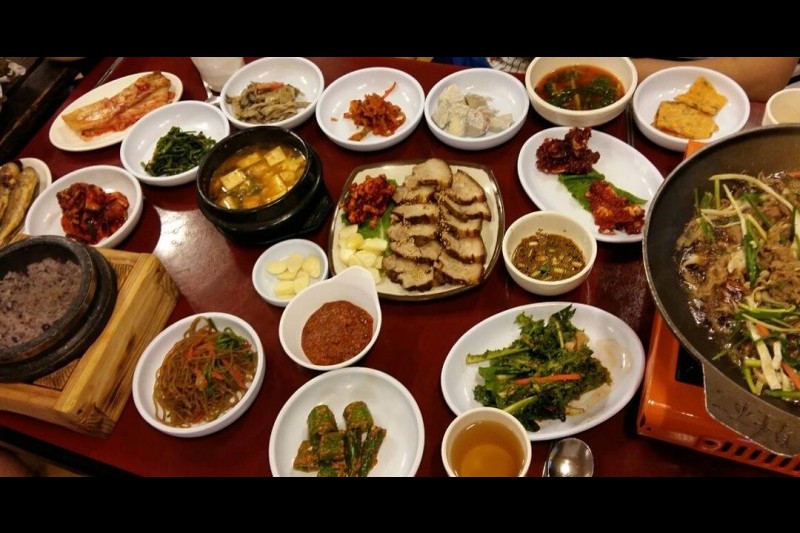Gudurae鮮菜包石鍋飯 (4/7)