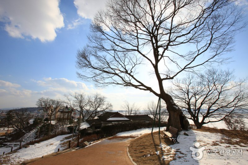 江景玉女峰
